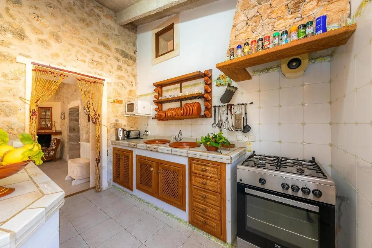 Cocotte Villa Ariany 0*,  Spain